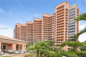 10 Edgewater Dr #6g, Miami, FL 33133, Sold 02/11/19