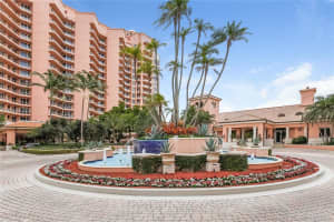 10 Edgewater Dr #6g, Miami, FL 33133, Sold 02/11/19