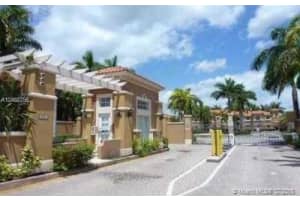 744 SW 106th Ave, Pembroke Pines, FL 33025, Sold 08/13/20