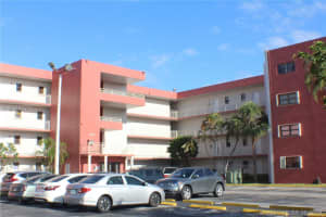 8401 NW 8th St, Miami, FL 33126, Sold 08/03/18