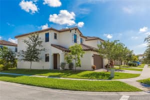 9112 SW 34th Ct, Miramar, FL 33025, Sold 06/29/18