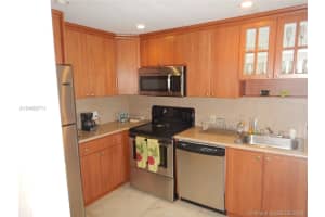 20100 W Country Club Dr, Aventura, FL 33180, Sold 09/28/18