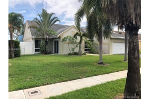 9220 N Cypress Cir, Miramar, FL 33025, Sold 08/08/18