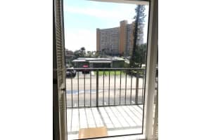 400 N Riverside Dr, Pompano Beach, FL 33062, Sold 06/15/18