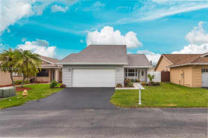 8350 SW 41st St, Davie, FL 33328, Sold 06/28/18