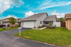 8350 SW 41st St, Davie, FL 33328, Sold 06/28/18