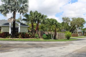 5727 NW 101st Ct, Doral, FL 33178, Sold 09/13/18