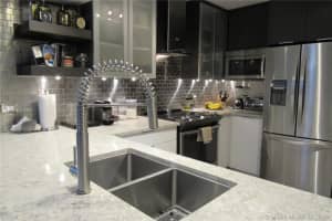 9935 NW 46th St, Doral, FL 33178, Sold 09/04/18