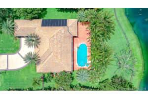 3483 Crystal Ln, Davie, FL 33330, Sold 08/21/18
