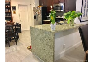 3918 Cherry Ln, Weston, FL 33332, Sold 09/17/18