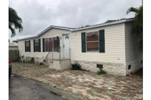 220 NE 12th Ave, Homestead, FL 33030, Sold 09/14/18