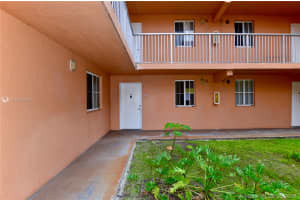 6065 NW 186th St, Hialeah, FL 33015, Sold 09/20/18