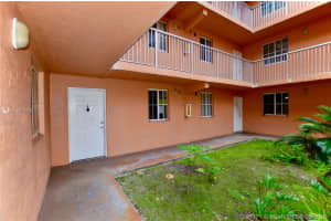6065 NW 186th St, Hialeah, FL 33015, Sold 09/20/18