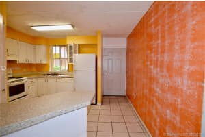 6065 NW 186th St, Hialeah, FL 33015, Sold 09/20/18