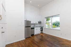 1521 Lenox Ave, Miami Beach, FL 33139, Sold 11/15/18