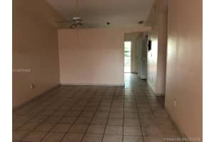 8315 NW 186th St, Hialeah, FL 33015, Sold 07/23/18