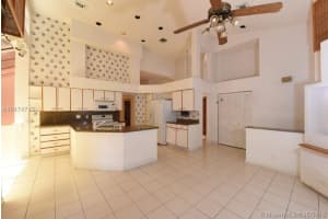 10160 NW 5th St, Plantation, FL 33324, Sold 08/31/18