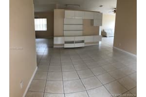 7914 N Silverado Cir, Hollywood, FL 33024, Sold 10/29/18
