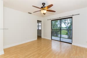 10413 NW 11th St, Pembroke Pines, FL 33026, Sold 06/28/18