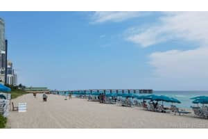16425 Collins Ave, Sunny Isles Beach, FL 33160, Sold 09/28/18