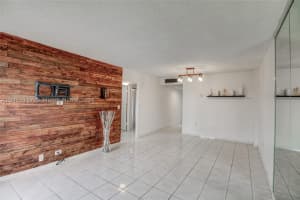 5050 NW 7th St, Miami, FL 33126, Sold 07/24/18