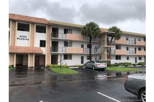 6005 Del Lago Cir, Sunrise, FL 33313, Sold 08/02/18