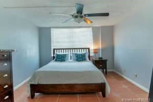 899 West Ave #8d, Miami Beach, FL 33139, Sold 08/16/18