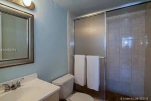 899 West Ave #8d, Miami Beach, FL 33139, Sold 08/16/18
