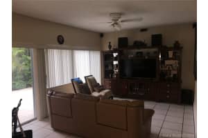 18797 NW 82nd Pl, Hialeah, FL 33015, Sold 09/14/18