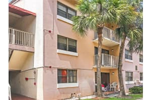 7135 NW 179th St, Hialeah, FL 33015, Sold 08/20/18