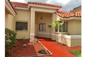 11740 SW 9th Ct, Pembroke Pines, FL 33025, Sold 07/25/18