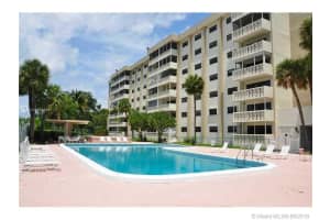 800 NE 195th St, Miami, FL 33179, Sold 10/30/18