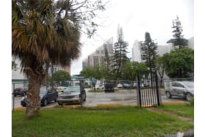 17570 Atlantic Blvd, Sunny Isles Beach, FL 33160, Sold 04/23/20