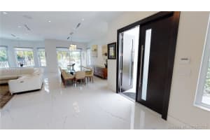 19900 NE 36th Pl, Aventura, FL 33180, Sold 09/04/18