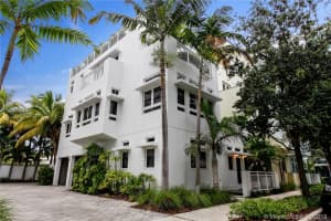 215 Ari Way, Miami Beach, FL 33141, Sold 02/08/19
