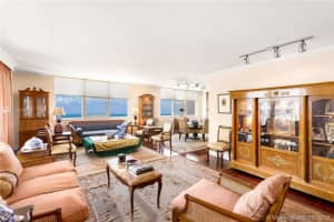 200 Ocean Ln Dr, Key Biscayne, FL 33149, Sold 05/23/19