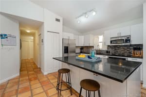 9926 NW 30th St, Doral, FL 33172, Sold 07/30/18