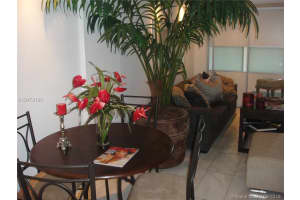 240 Collins Ave #6c, Miami Beach, FL 33139, Sold 09/21/18