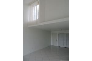 8821 W Flagler St, Miami, FL 33174, Sold 08/01/18