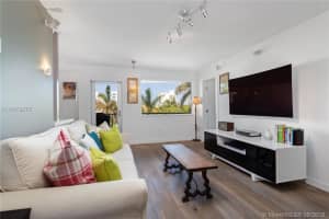 220 Washington Ave #4a, Miami Beach, FL 33139, Sold 05/08/20