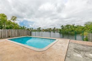 16319 SW 81st St, Miami, FL 33193, Sold 01/02/19