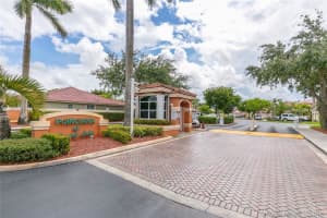 16319 SW 81st St, Miami, FL 33193, Sold 01/02/19