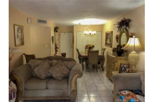 9440 Fontainebleau Blvd, Miami, FL 33172, Sold 07/20/18