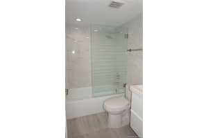 16465 NE 22nd Ave, Miami, FL 33160, Sold 09/25/18