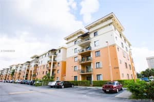 206 Fontainebleau Blvd, Miami, FL 33172, Sold 10/31/18