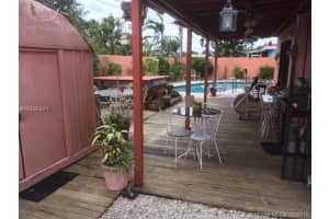 7321 NW 169th St, Hialeah, FL 33015, Sold 07/31/18