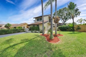 8320 SW 39th Ct, Davie, FL 33328, Sold 07/12/18