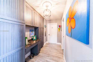11701 SW 10th St, Pembroke Pines, FL 33025, Sold 07/31/18