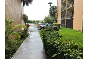 9120 Fontainebleau Blvd, Miami, FL 33172, Sold 10/26/18