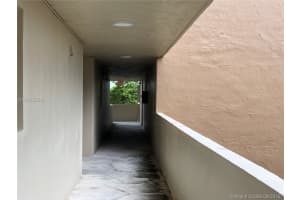 9120 Fontainebleau Blvd, Miami, FL 33172, Sold 10/26/18